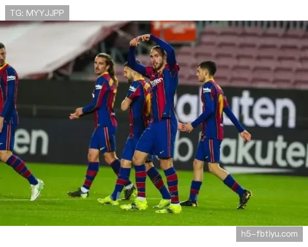 VAR回看判罚流程详解：裁判怎样正确复核关键瞬间