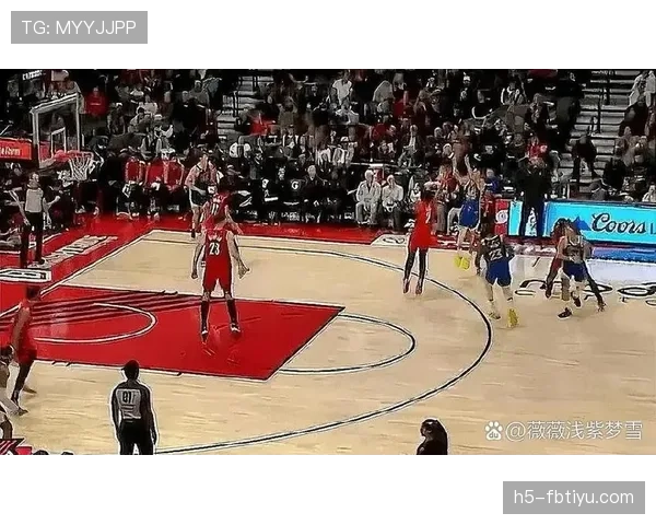 库里利用挡拆拉开投篮空间提升三分命中率明显超过杜兰特
