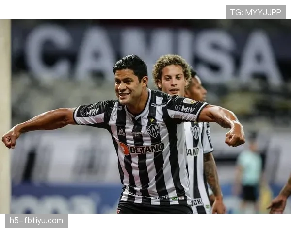 胡尔克撕开防线前插制造威胁，本赛季更胜上赛